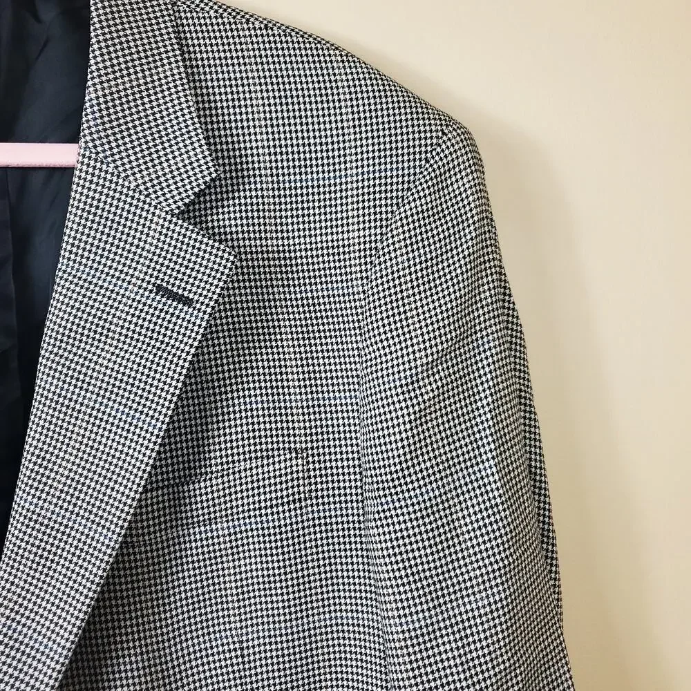 Jos. A. Bank Silk & Wool Blend Black Houndstooth Sportscoat Sizr 44R